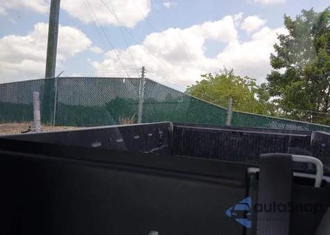 2011 Chevrolet Silverado 1500 Work Truck z USA, uszkodzony, nr VIN 1GCNCPEX4BZ357661